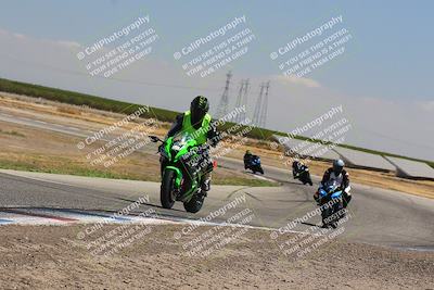 media/Sep-04-2023-Lets Ride (Mon) [[34443f911e]]/B Group/1220pm (Wheelie Bump)/